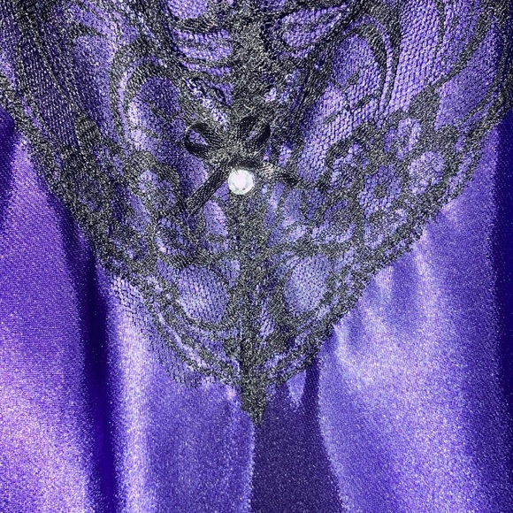 Jessica Purple Nightie - Picture 3 of 5